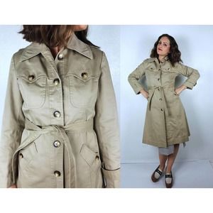 vintage 70s Tan FITTED Belted TRENCH COAT Small short trench coat princess coat